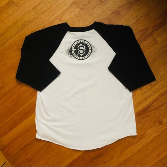 WWE licensed Sting Raglan- Large - Picture 2 of 10